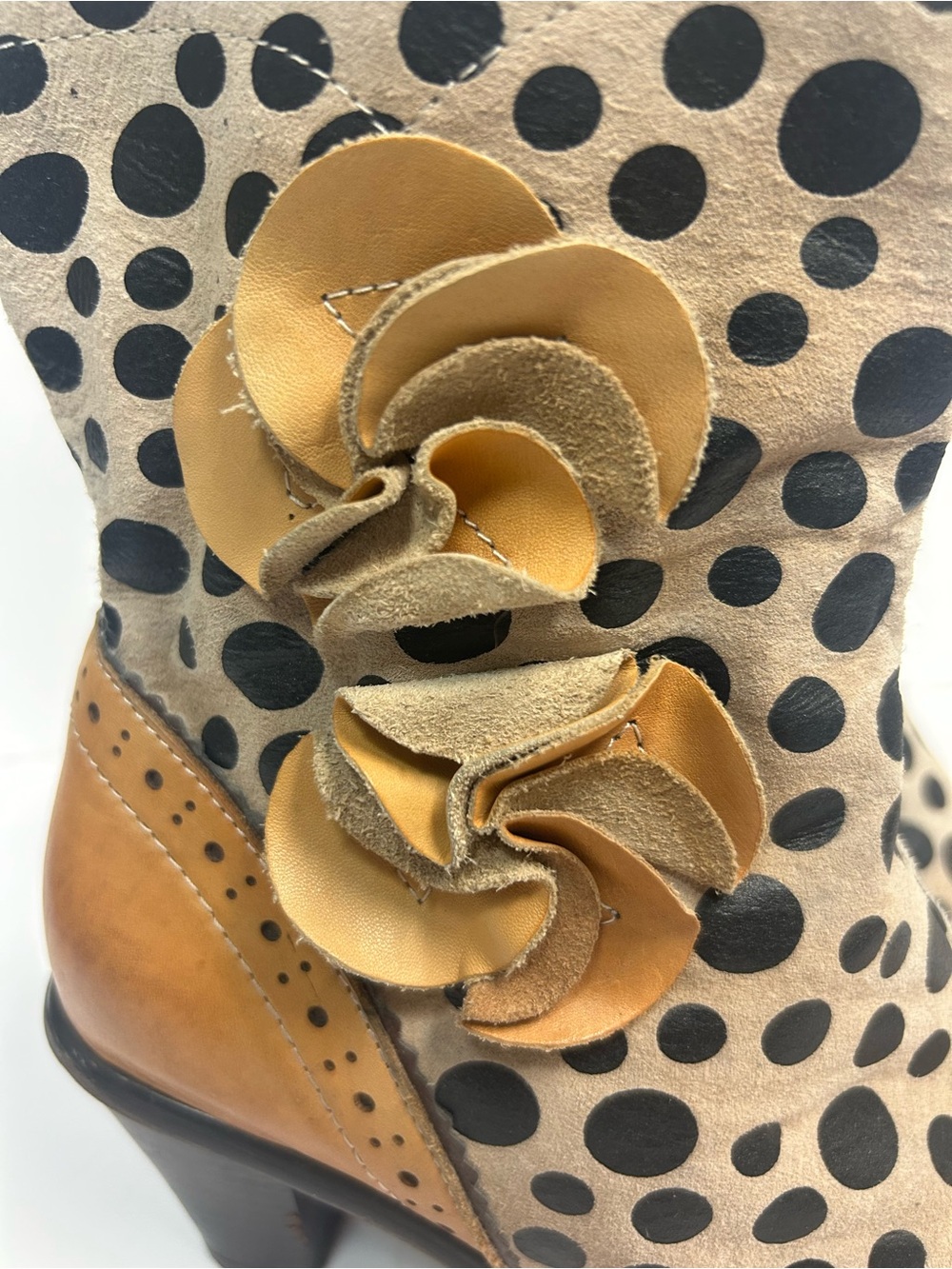 L'Artiste Spring Step Boots Perignon Wing-tip Polka Dot Leather Artsy 39 US 8.5 - Picture 11 of 15